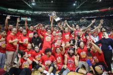 gin champs.webp