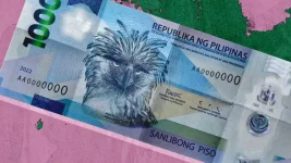 can-you-be-punished-for-folding-the-p1000-bill-640-1657791686.webp