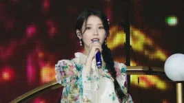IU - 2022.IU.Concert.The.Golden.Hour.Disc2.1080p.Bluray.DTS.x264-ILG.mkv_20230818_143806.019.webp