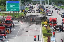 230818-malaysia-plane-crash-mb-0801-d190c9.webp 230818-malaysia-plane-crash-mb-0801-d190c9.webp