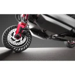 Movinglife-ATTO-SPORT--MotorTireOnStep_800x.webp
