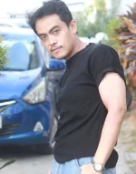 Rod Maceda in black shirt and blue jeans.webp