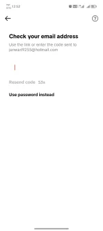 Screenshot_20250110_005218_com_ss_android_ugc_trill_SignUpOrLoginActivity.webp