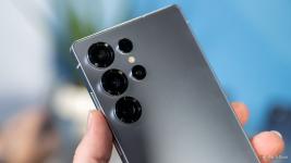 cameras-and-sensors-on-the-back-of-the-samsung-galaxy-s25-ultra.jpg cameras-and-sensors-on-the-back-of-the-samsung-galaxy-s25-ultra.jpg