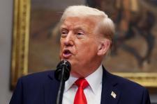 2025-03-03T200218Z_1048141045_RC2P5DAQSBZ3_RTRMADP_3_USA-TRUMP_2025_03_04_23_48_20.JPG