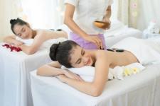 young-beautiful-woman-getting-hot-stone-spa-treatment-1.jpg young-beautiful-woman-getting-hot-stone-spa-treatment-1.jpg