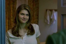 alexandra-daddario-td.jpg alexandra-daddario-td.jpg
