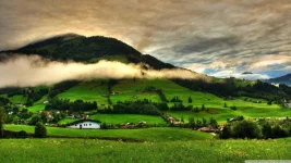 sky_meets_the_earth-wallpaper-1366x768.webp