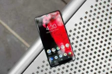 essential-phone-on-grate-800x533-c.webp