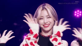 211231 ITZY ABU Song Festival 2021.ts_20211231_185918.441.webp