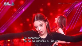 211231 ITZY ABU Song Festival 2021.ts_20211231_190728.816.webp