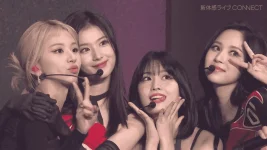 [REPLAY] TWICE in Wonderland 新体感ライブ CONNECT Special Live (Main Camera).mkv_20220101_151428.613.png