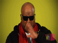 giphy.gif giphy.gif