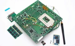 mux-motherboard-backside1-640x396.webp