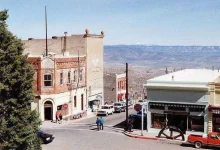 640px-High_street_Jerome_Arizona.webp