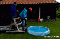 5NT8JbGhVlZWU.gif