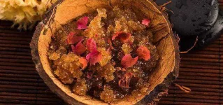 nd-Moisturize-Your-Skin-With-This-Rose-Petal-Scrub.webp nd-Moisturize-Your-Skin-With-This-Rose-Petal-Scrub.webp