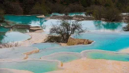 Huanglong-China.webp