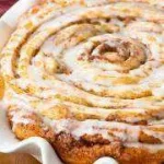 giant-cinnamon-roll-5-180x180.webp