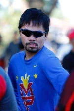 manny-pacquiao-wearing-nike-photos-12-300w.webp