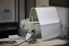 tractor-feed-printer-660x440.webp tractor-feed-printer-660x440.webp