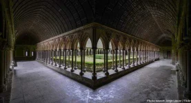 mont-saint-michel-cloister.webp mont-saint-michel-cloister.webp