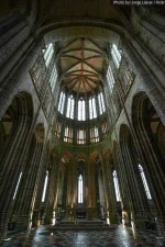 mont-saint-michel-choir.webp mont-saint-michel-choir.webp