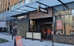 800px-Amazon_Go_in_Seattle%2C_December_2016.webp