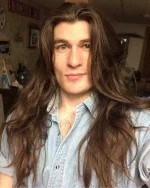 aq7GKmZ_460s.webp