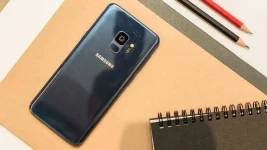samsung_galaxy_s9_review_thumb800.webp samsung_galaxy_s9_review_thumb800.webp