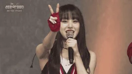 Street Woman Fighter ON THE STAGE Seoul Concert.mp4_20211218_223308.805.webp