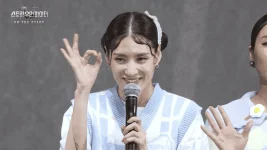 Street Woman Fighter ON THE STAGE Seoul Concert.mp4_20211218_223507.046.webp