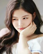 kim.yoo_jung___-20201204-0013.webp