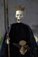 La-Muerte-statue-in-Argao-Cebu.webp