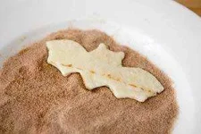spooky-cinnamon-sugar-crisps-3.webp spooky-cinnamon-sugar-crisps-3.webp
