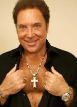 Tom-Jones.webp Tom-Jones.webp