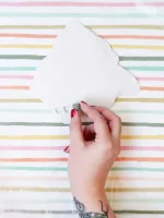 diy_clay_heart_earrings-3-768x1024.webp diy_clay_heart_earrings-3-768x1024.webp