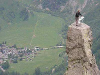 FhJ9g3U.webp
