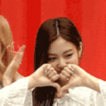 amino jennie GIF amino jennie GIF