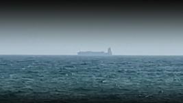 Iran, muling iginiit ang mahigpit na pamamahala sa mga dumaraan sa Strait of Hormuz Iran, muling iginiit ang mahigpit na pamamahala sa mga dumaraan sa Strait of Hormuz