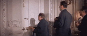 giphy.gif giphy.gif