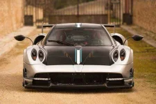 2-6-million-pagani-huayra-bc_0016-640x640.webp