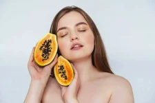 g-papaya-slices-against-white-background-OIPF00098.jpg