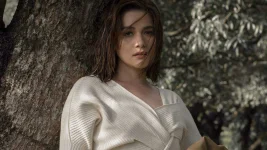mages%2F2020%2F01%2F04%2Fjanuary2020-bea-alonzo-nm.webp