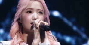 IZONE - 1st Concert in Japan [ Eyes On Me ] Tour Final - Saitama Super Arena [DISC1][BDRIP][10...jpg