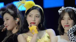 Red Velvet - 2nd Concert 'REDMARE' In Japan.mkv_20210518_152225.536.webp Red Velvet - 2nd Concert 'REDMARE' In Japan.mkv_20210518_152225.536.webp