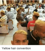 bike-yellow-hair-convention-23611976.webp