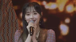 LOOΠΔ - 이달의소녀 ON WAVE [LOOΠΔTHEWORLD Midnight Festival] (VOD).mp4_20210619_204631.579.webp