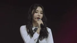 LOOΠΔ - 이달의소녀 ON WAVE [LOOΠΔTHEWORLD Midnight Festival] (VOD).mp4_20210619_205005.221.webp