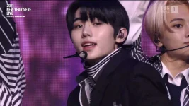 2106272000_【ＴＢＳチャンネル１】2021 NEW YEAR'S EVE LIVE 全曲ノーカット版_字幕_.ts_20210628_123512.572.webp